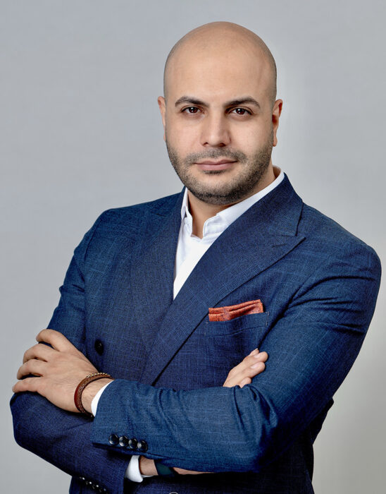 وحید قیصری- کارگزار املاک در شهرک غرب