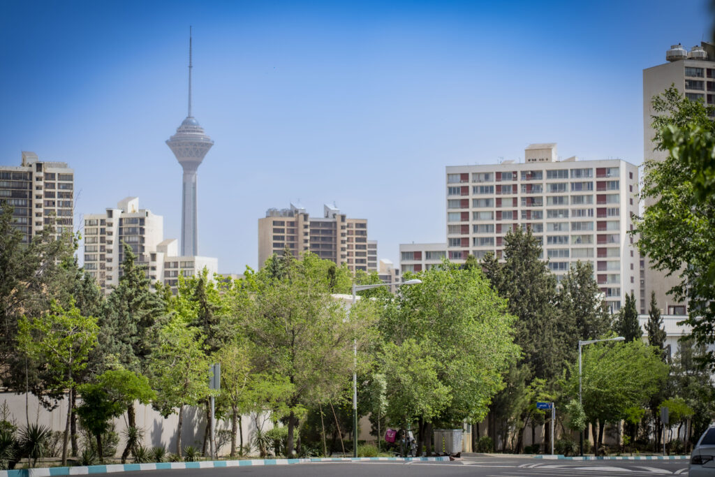 شهرک غرب واقع در منطقه ۲ تهران